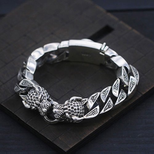 Men's Sterling Silver Leopard Curb Chain Bracelet