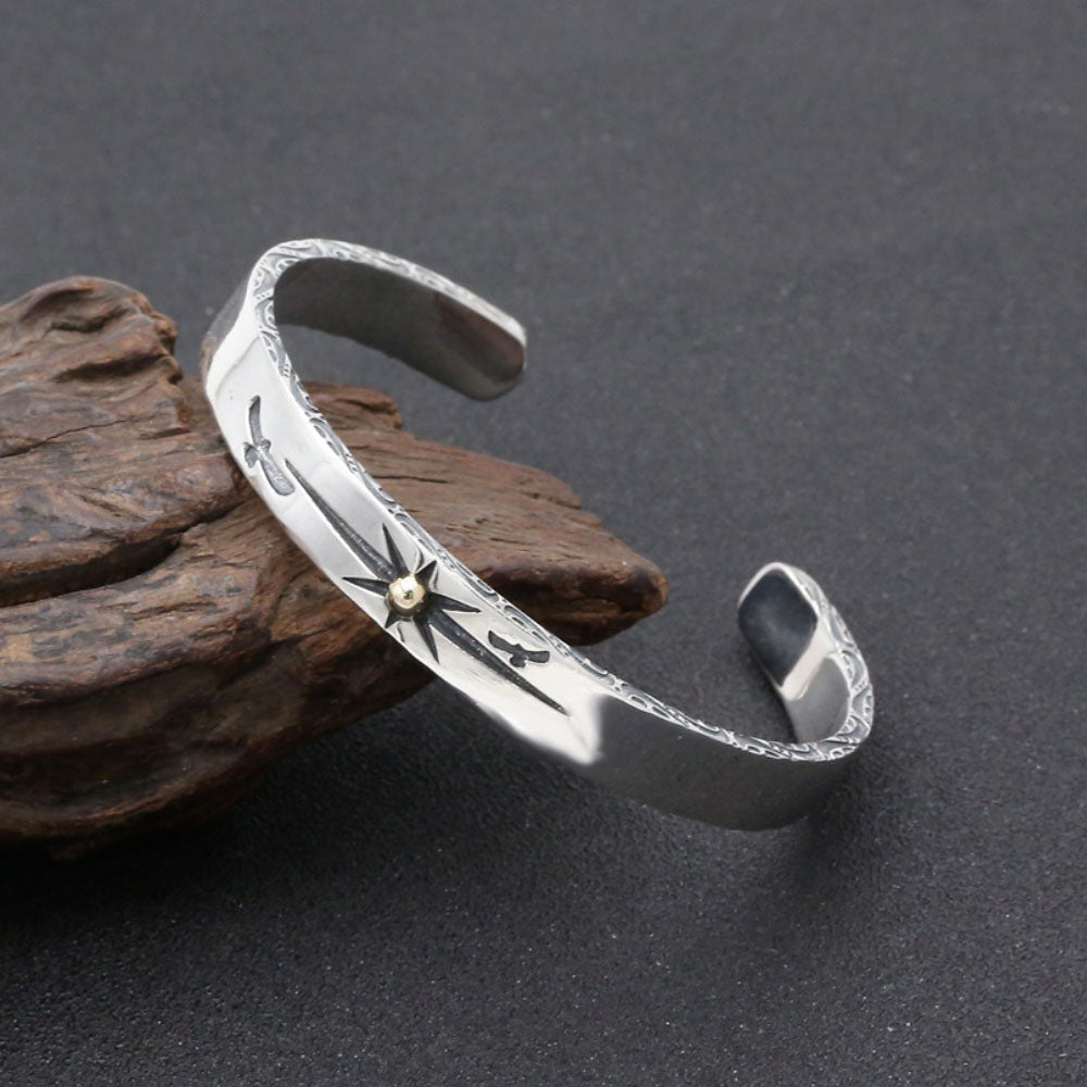 Brazalete de plata de ley con rayos de sol para hombre