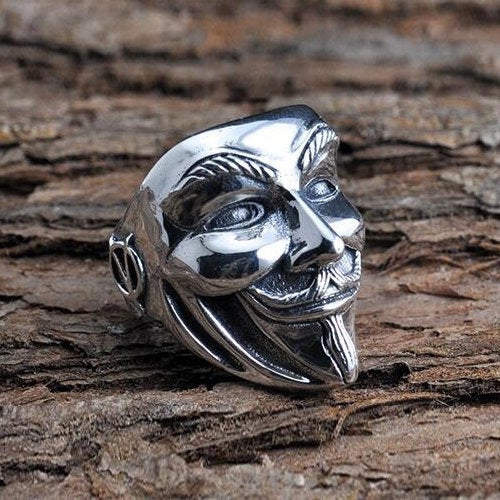 Men's Sterling Silver V for Vendetta Mask Ring - Jewelry1000.com