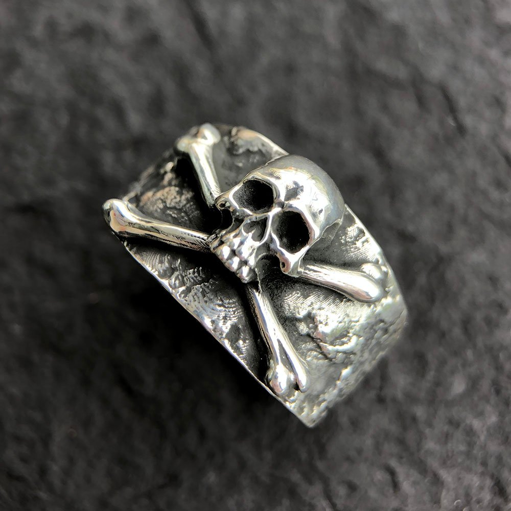 Men's Fine Silver Skull and Crossbones Ring