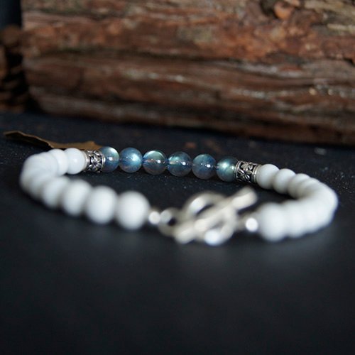 Men's Labradorite and Tridacna Beaded Bracelet with Sterling Silver Charms 6.5"-8.5"