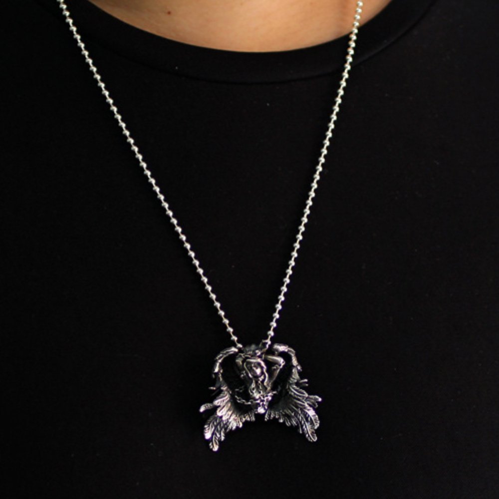 Men's Sterling Silver Angel Bound Necklace