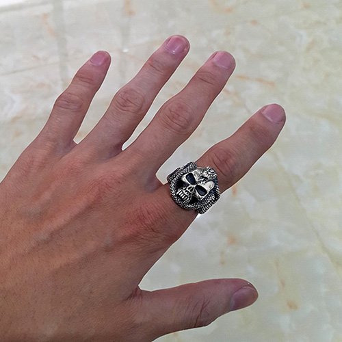 Men's Sterling Silver Cobra Skull Ring