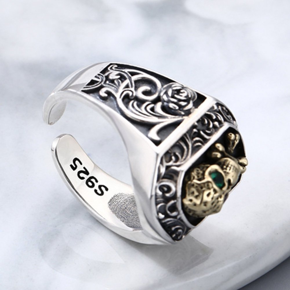 Men's Sterling Silver Ivy Pattern Skull Ring