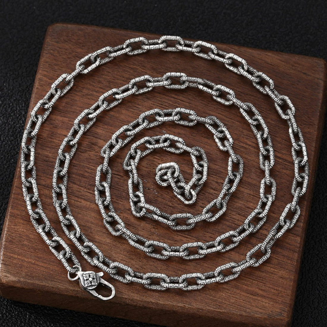 5.5mm Men's Sterling Silver Oriental Pattern Oval Link Chain 20”-28”