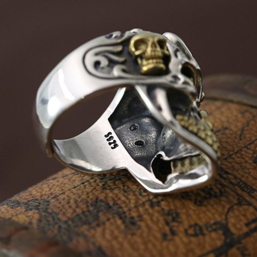 Men's Sterling Silver Red Eyes Skull Ring