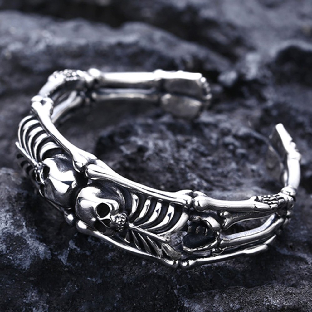 MENDEL 7-Inch Stainless Steel Men's Skull Biker Cuff Bracelet - Silver Bangle