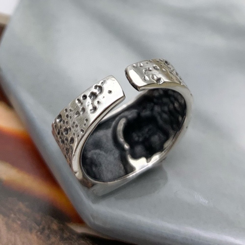 Men's Sterling Silver Skull Signet Ring