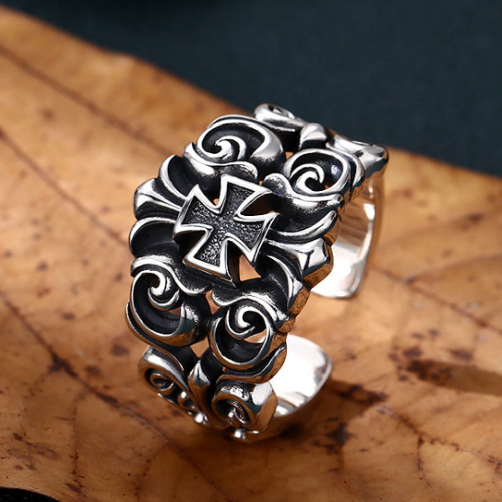 Men's Sterling Silver Ivy Pattern Iron Cross Ring