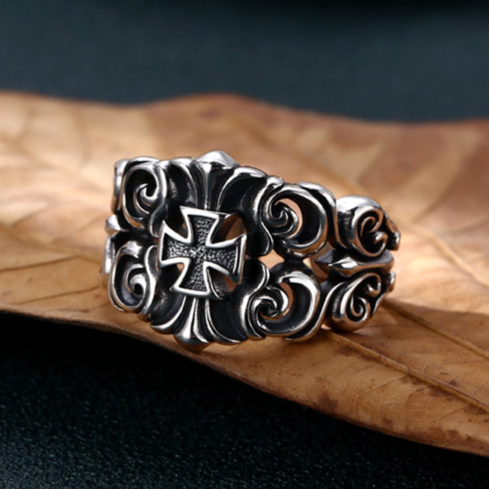 Men's Sterling Silver Ivy Pattern Iron Cross Ring