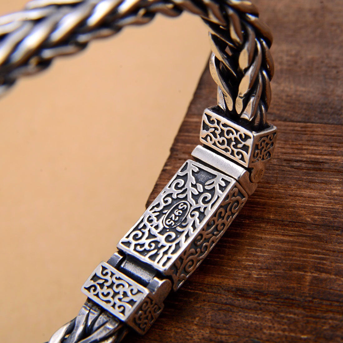 Men’s Sterling Silver Braided Bracelet with Ivy Pattern Clasp