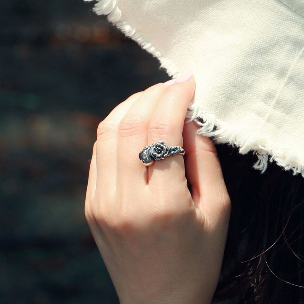 Sterling Silver Rose and Skull Ring