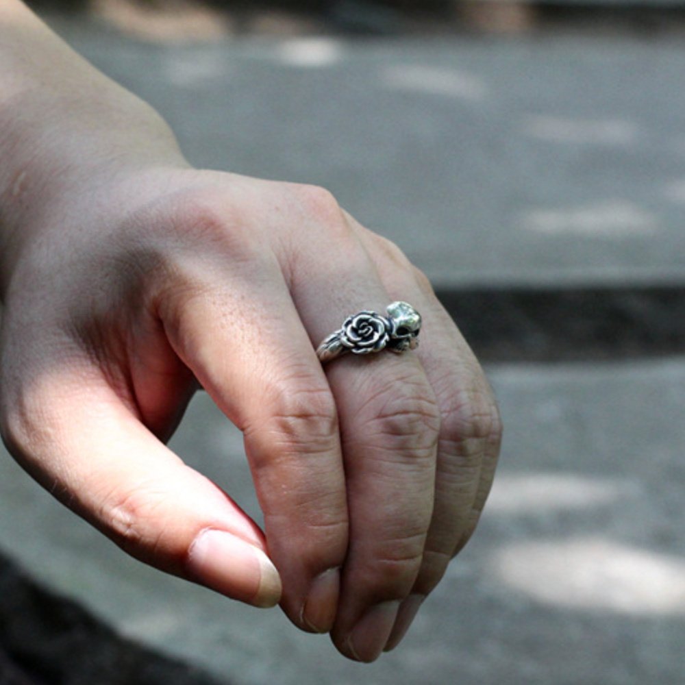 Sterling Silver Rose and Skull Ring