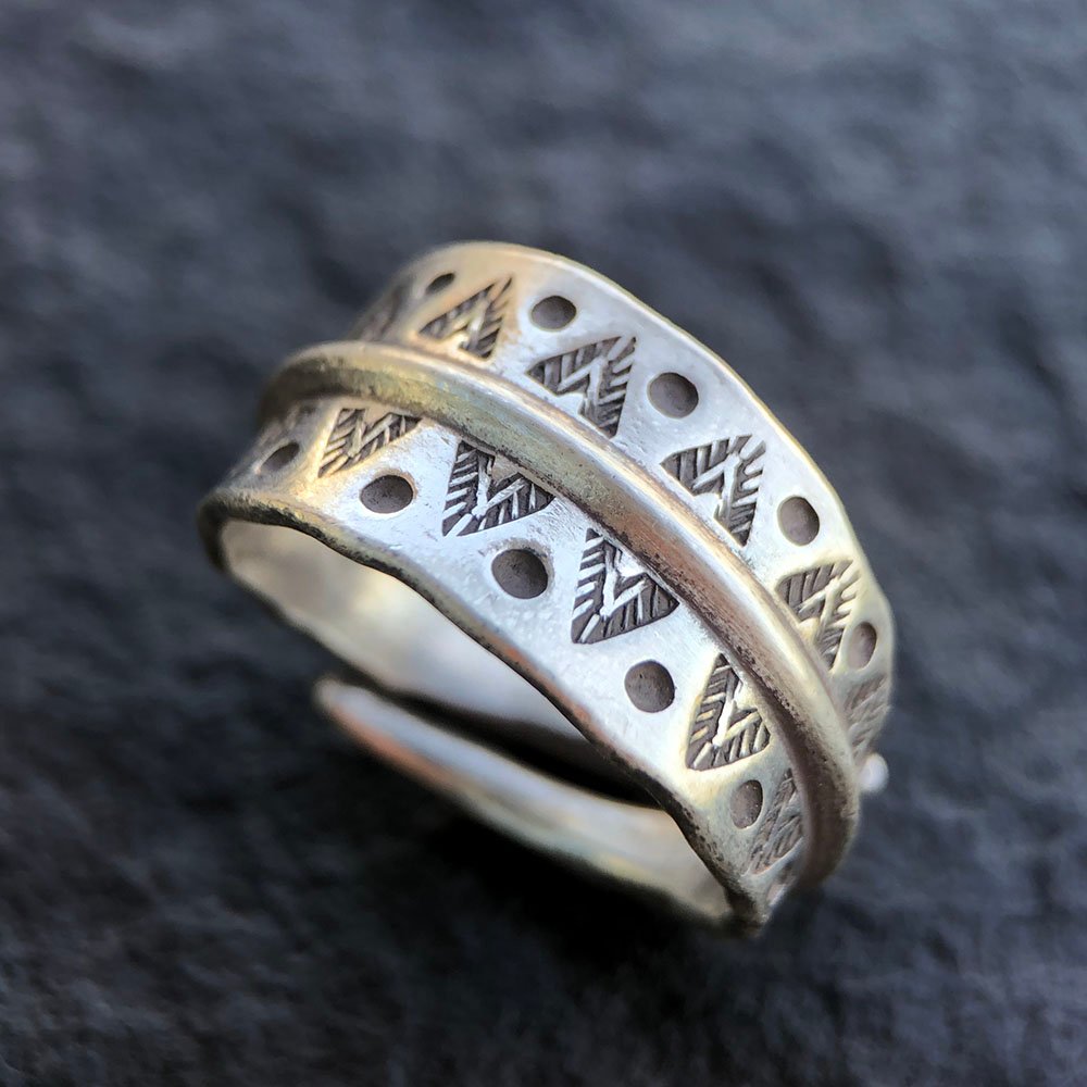 Sterling Silver Triangle Pattern Wrap Ring