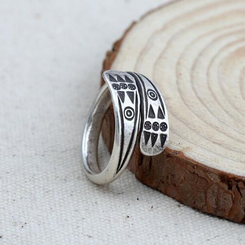 Women's Sterling Silver Oxidized Totem Wrap Ring