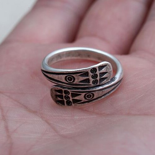 Women's Sterling Silver Oxidized Totem Wrap Ring