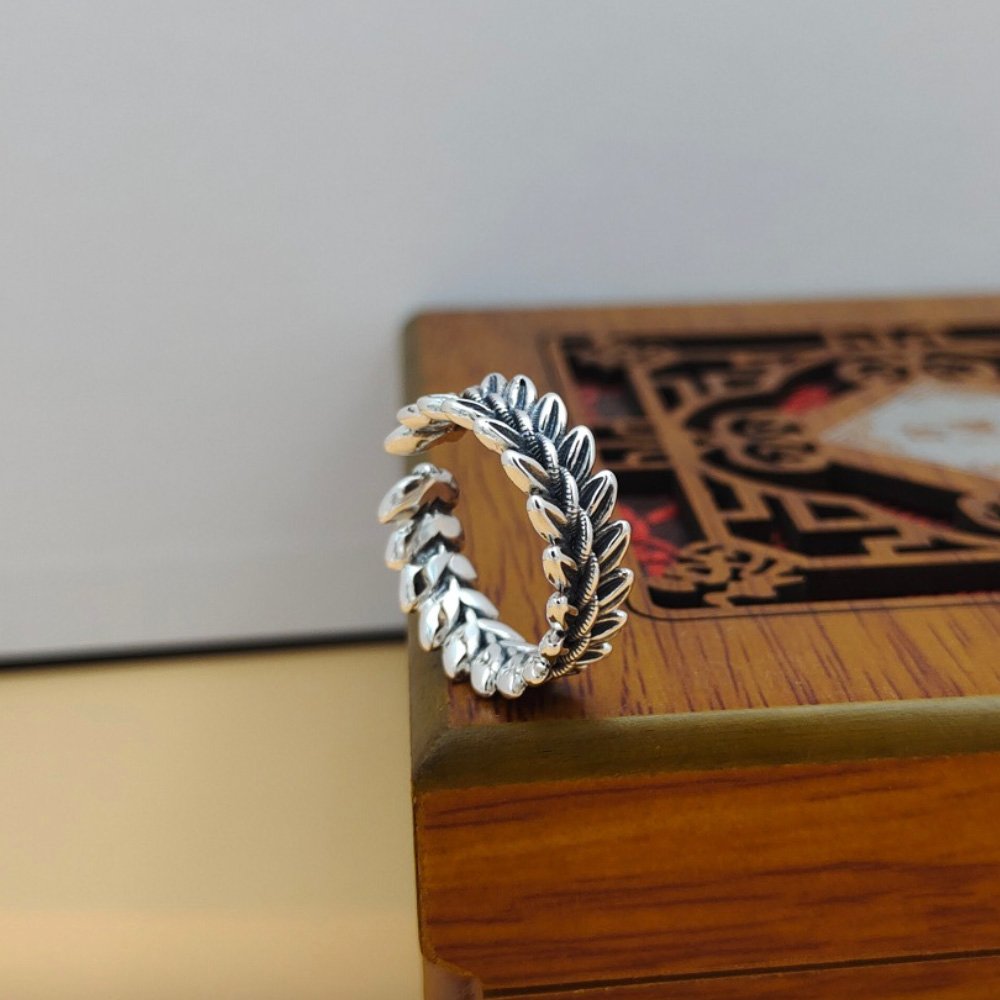 Women’s Sterling Silver Olive Wreath Wrap Ring