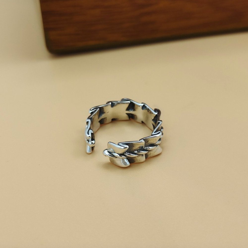 Women’s Sterling Silver Ribbon Wrap Ring